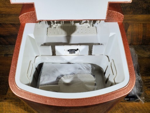 Ginny's Ice Maker 1.8QT Capacity Model ZB-18