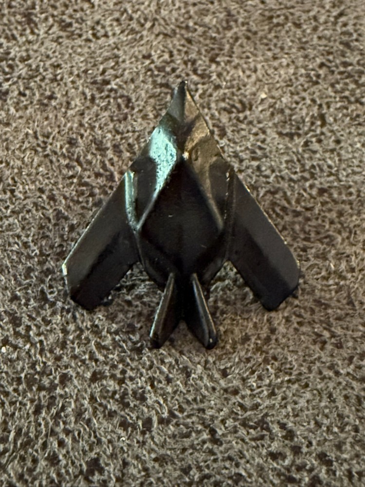F-117 NIGHTHAWK STEALTH FIGHTER HAT PIN