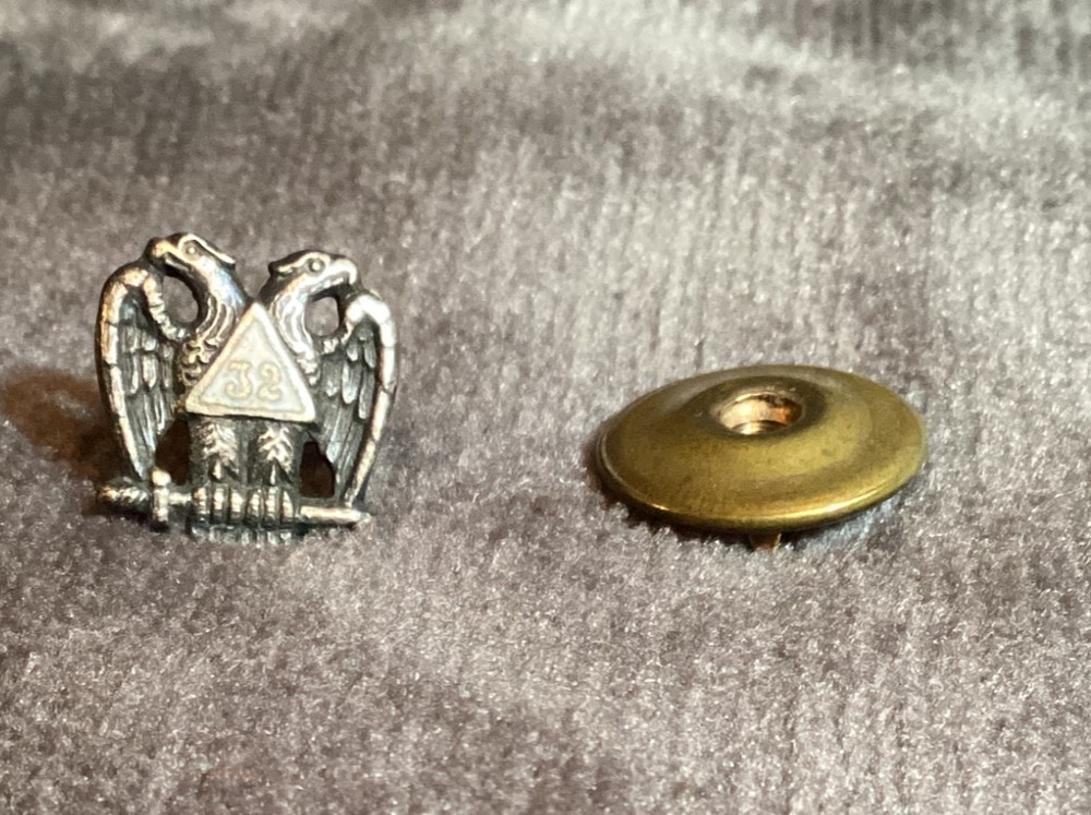 Masonic Scottish Rite 32 Degree Double Eagle Silver Tone Lapel Pin Threaded Post