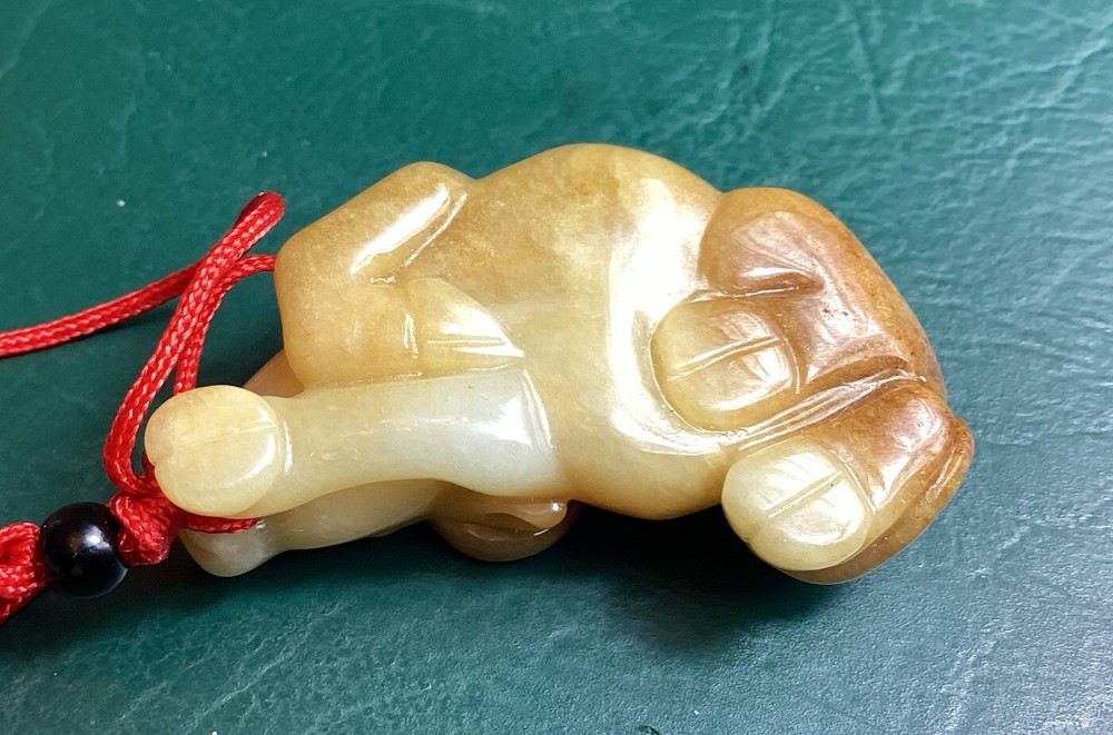 Brown 2 Sided Jadeite Ox Translucent Pendant