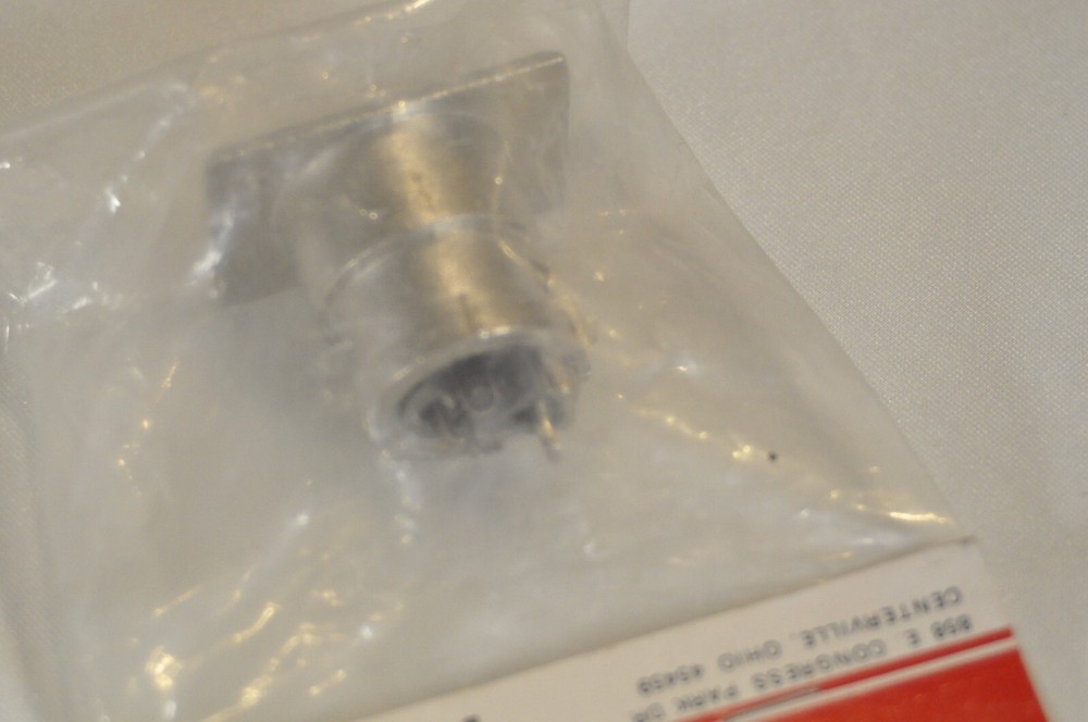 TENMA 3p XLR Female Panel Jack