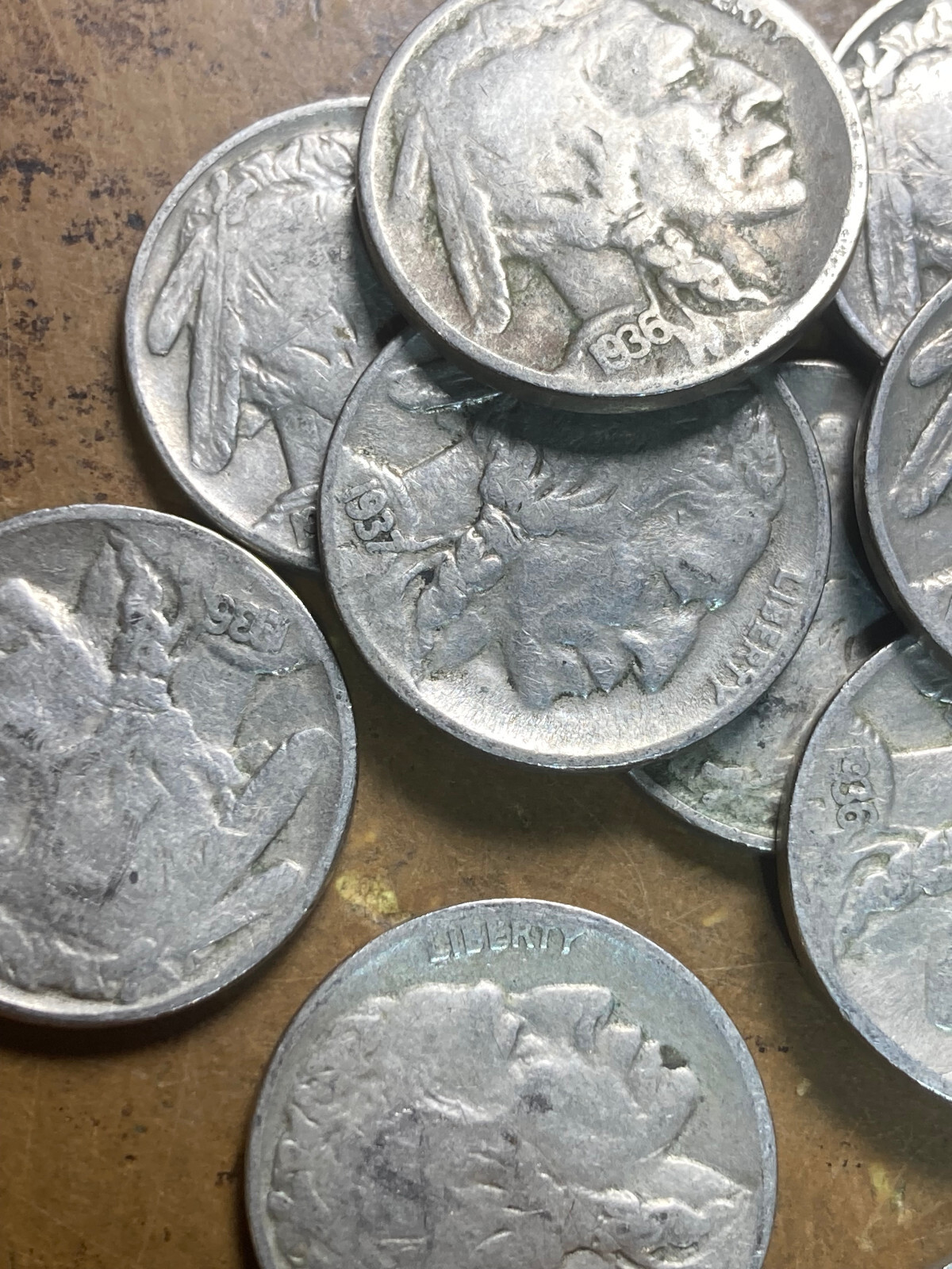 BUFFALO NICKEL ROLL (40 COINS), "FULL DATES" RANDOM DATES, NICE COINS