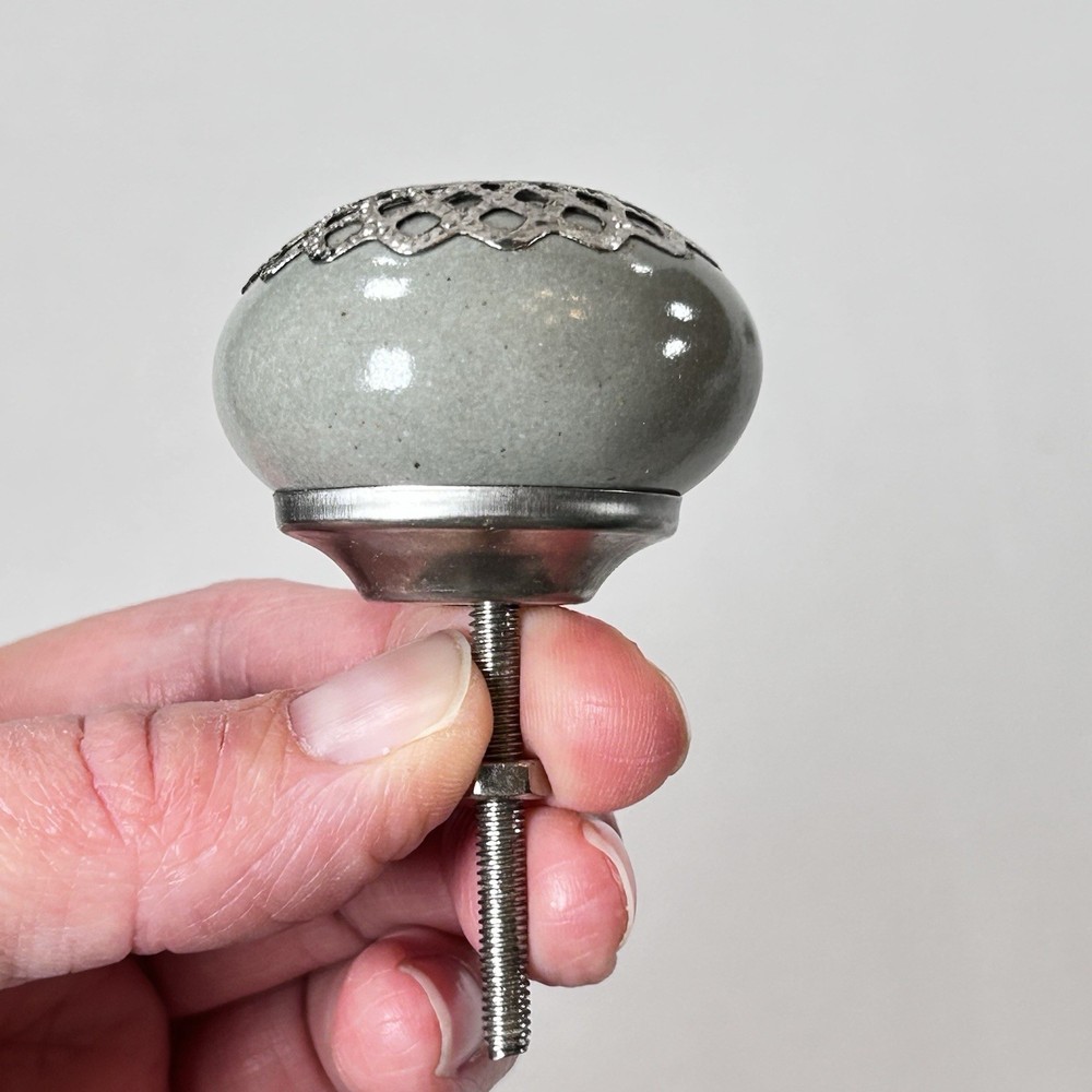 Set of 4 Casa Decor Ceramic Gray & Silver Drawer Cabinet Knobs/Pulls Moroccan
