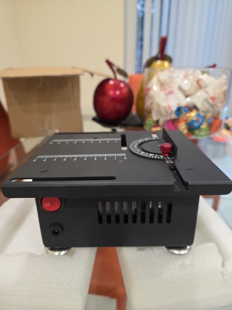Mini Table Saw, Mini Multi Functional Table Saw for Crafts, 7-Speed Adjustable P