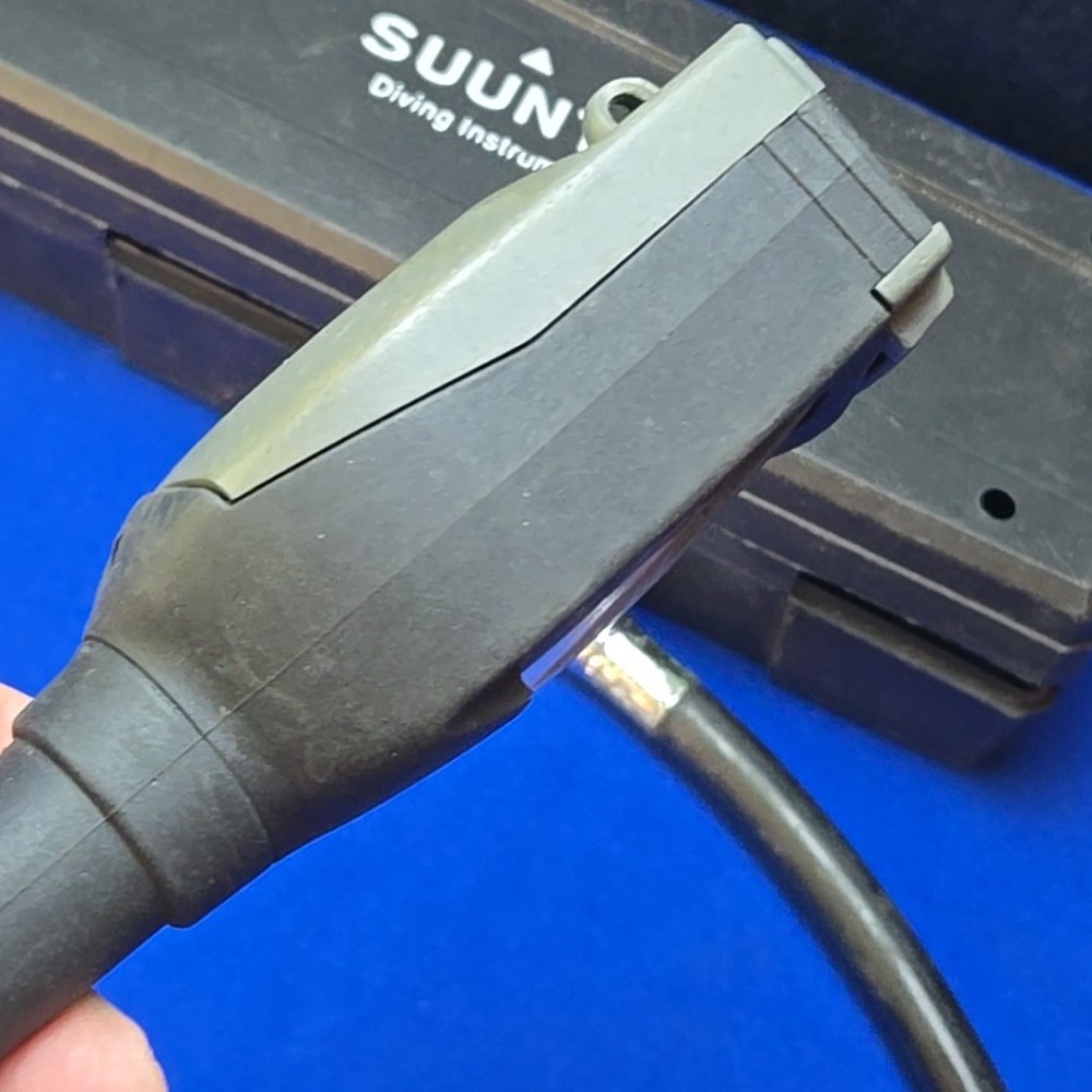 SeaQuest Lux EON Dive Computer Console Scuba UNTESTED