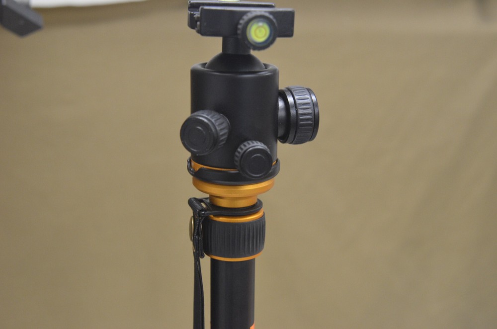 Beike Camera Tripod (4-A)