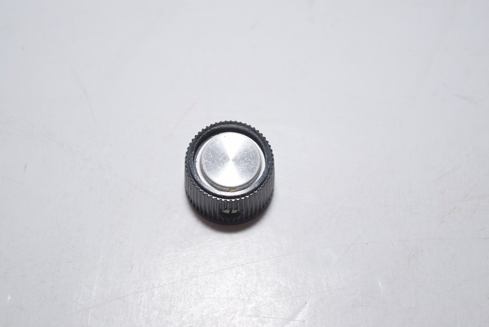 Vintage Dark Brown/Silver Plastic Radio Knobs 11/16" Diameter (g)