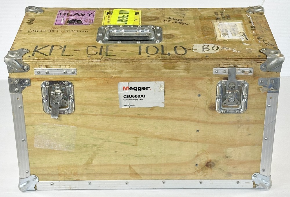 Megger CSU600AT 600A Current Supply Injector Unit - Protective Circuit Breakers