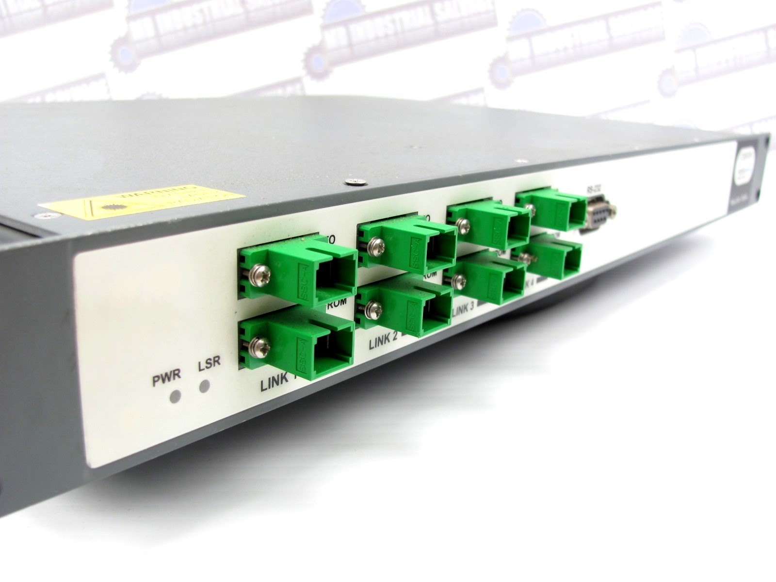 CORNING - WB-B4U - 4-PORT BASE UNIT MOBILE ACCESS - 4 x SC/APC optical - 1RF