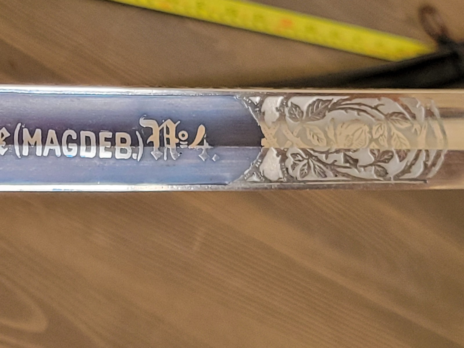 WWI German Presentation Artillery Officer's Sword, Rose Motif