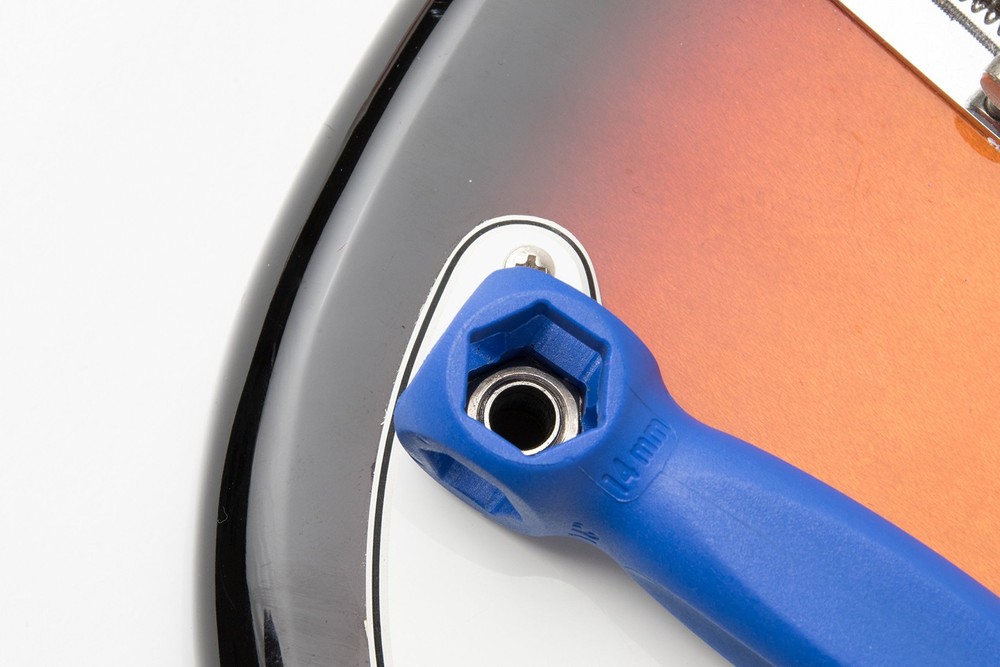 The Octopus 8 ’N 1 Tech Tool (MN227)