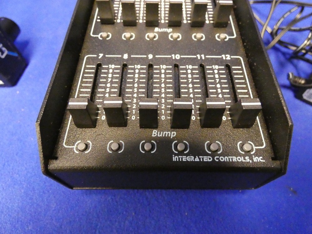 Rat Pac Cintenna AKS Wireless DMX System (incomplete missing RX unit)DMX-iT 512e