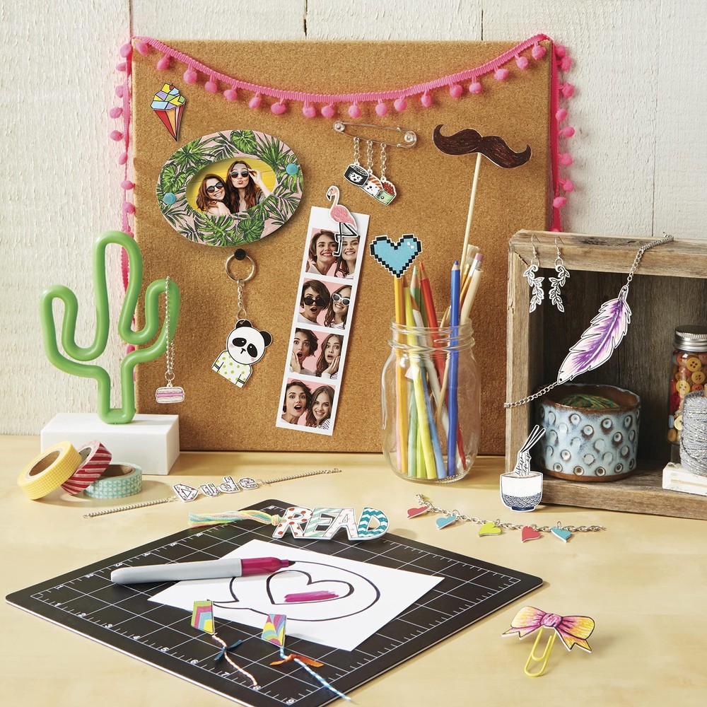 Just Play Shrinky Dinks Creative Pack, 25 Sheets Frosted Large, Multi-color