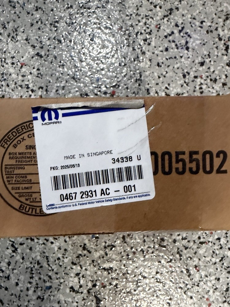 Camera - Mopar (04672931AC)