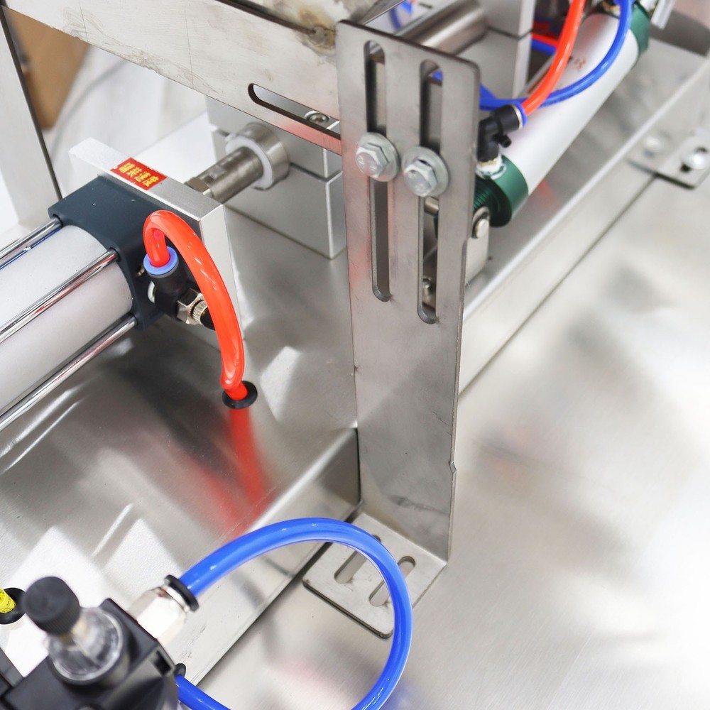 30-300ml Automatic Quantitative Paste Liquid Filler with Mixing Hopper 110V