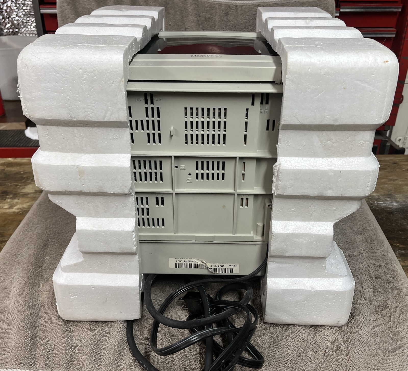 Vintage Magnavox 7BM749 CH01 - VGA Professional Display Monitor - New In Box