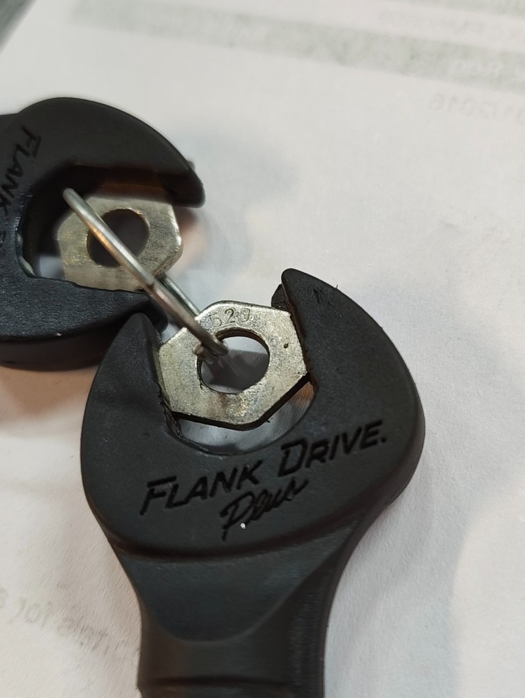 Snap On tool box keys K520, 520. Two keys, used.