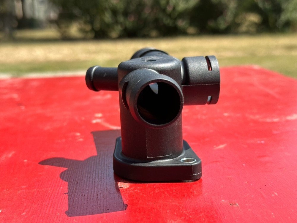 Coolant Outlet Flange Motorad CH7100
