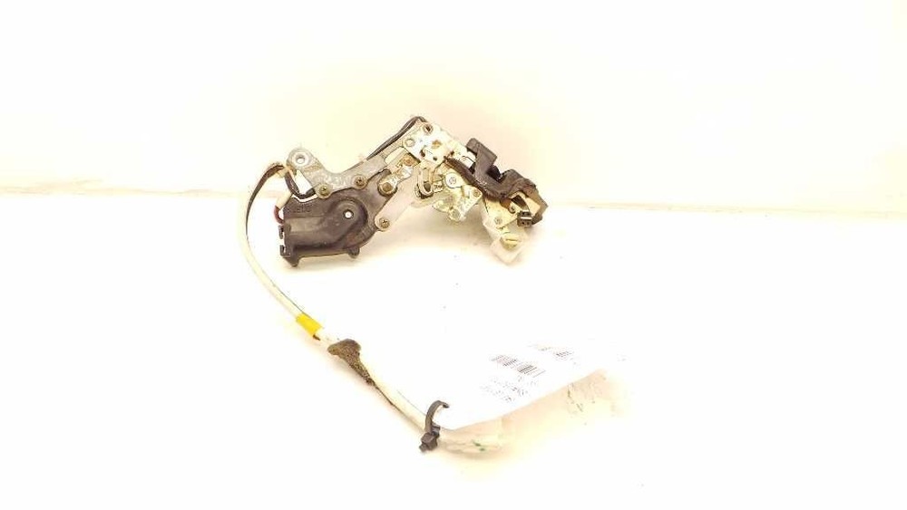 1997 LEXUS LS400 DRIVER SIDE REAR DOOR LOCK ACTUATOR ASSEMBLY