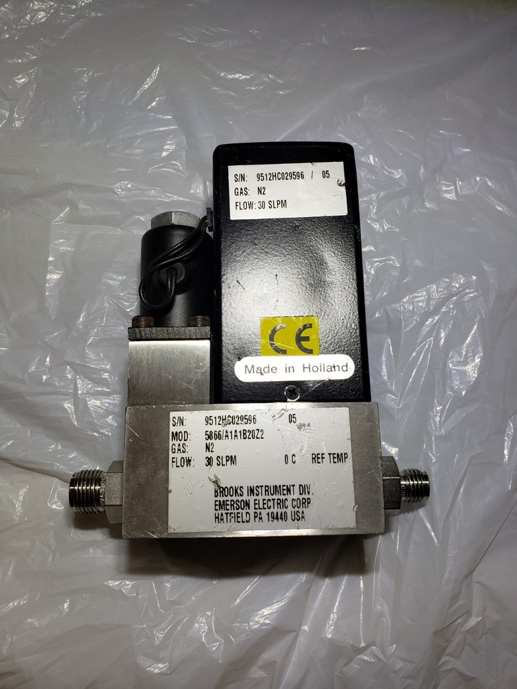 BROOKS PRESSURE CONTROLLER 5866