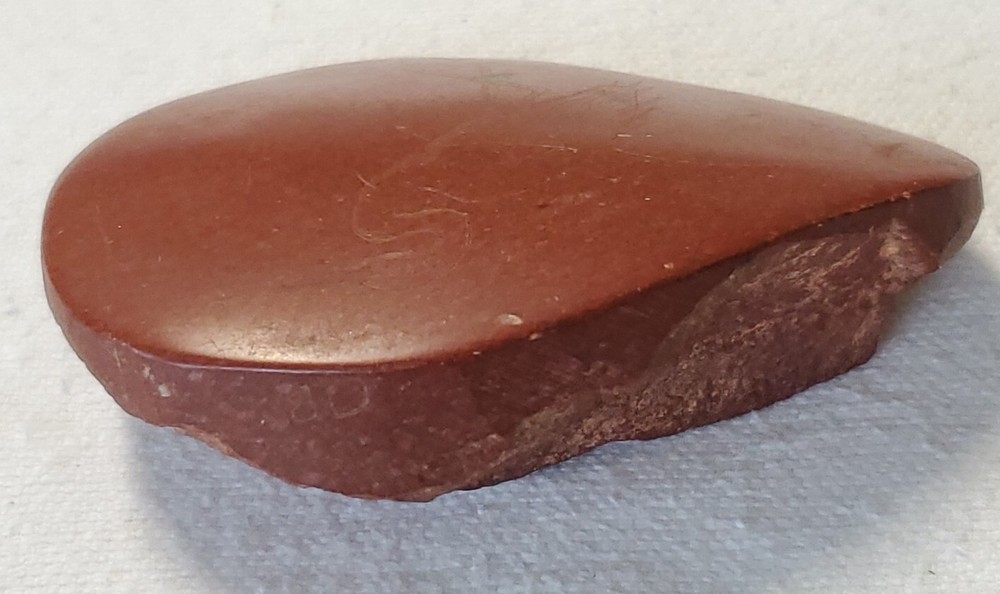 Red Rock Stone Semi Polished With Bird Etching