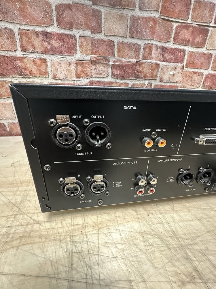 Tascam DA-30 MkII Professional DAT Deck ~ Unit Powers On **UNTESTED**