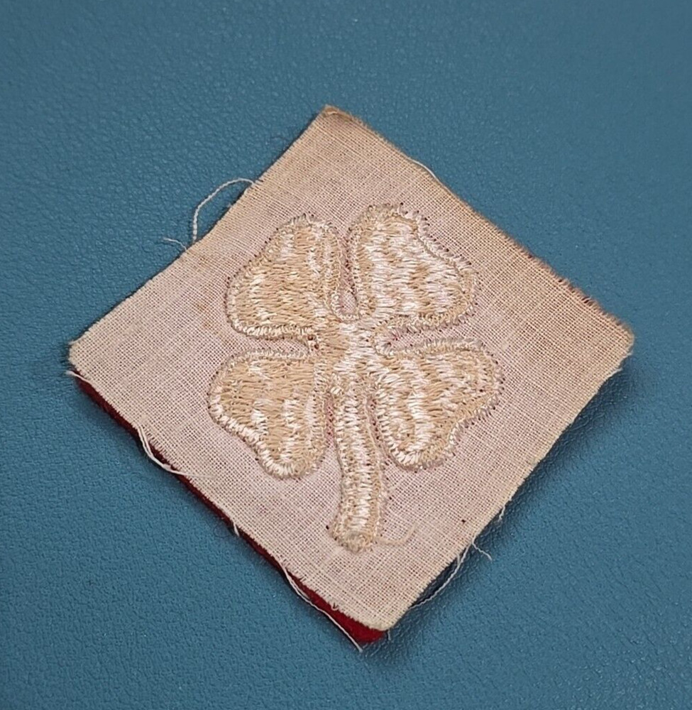 US 4th Army Patch-Felt-CC Backing-No Glow------Original WW-II*