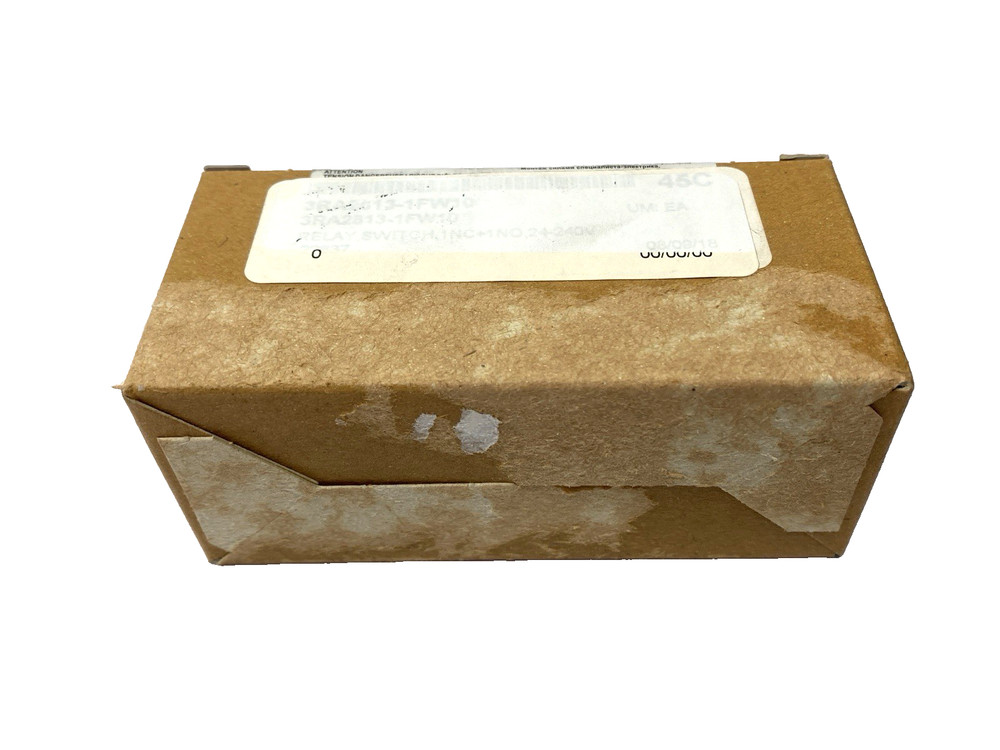 Siemens 3RA2813-1FW10 Solid State Time-Delayed Auxiliary Switch 24-240V AC/DC