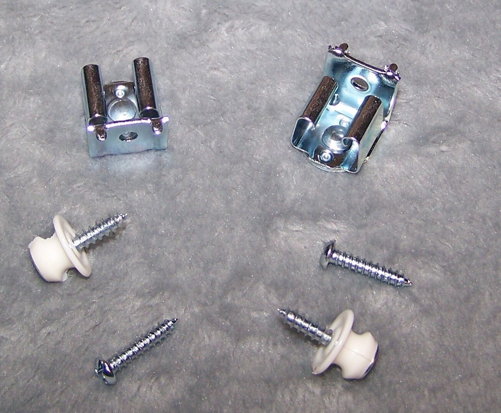 Plantation Shutter Catch - Zinc