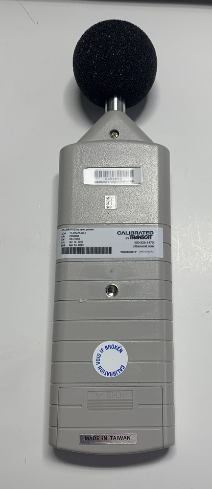 Extech Instruments 407736 Sound Level Meter with case **Pre-Owned**