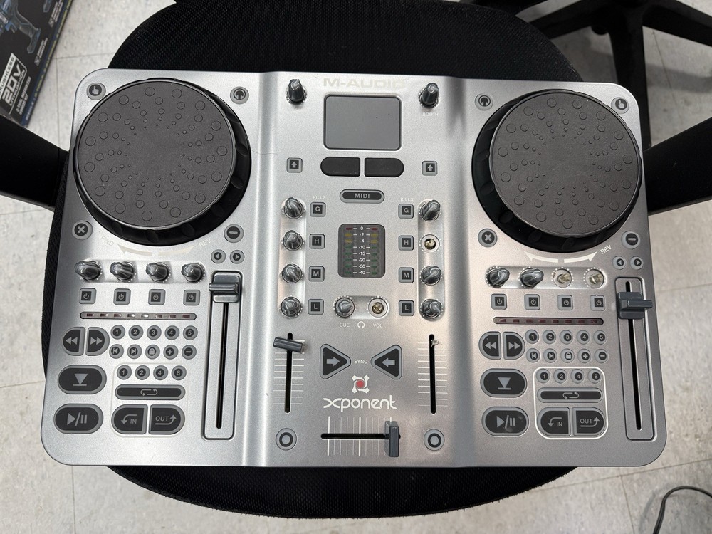 M-AUDIO TORQ XPONENT Advanced DJ Performance/Production System No Adapter