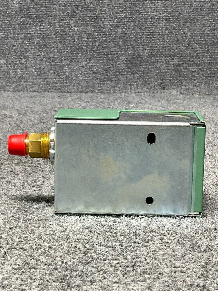 Asco HC20A214 Switch 🟢 General Purpose Compressor Pressure/Temp Control – Green