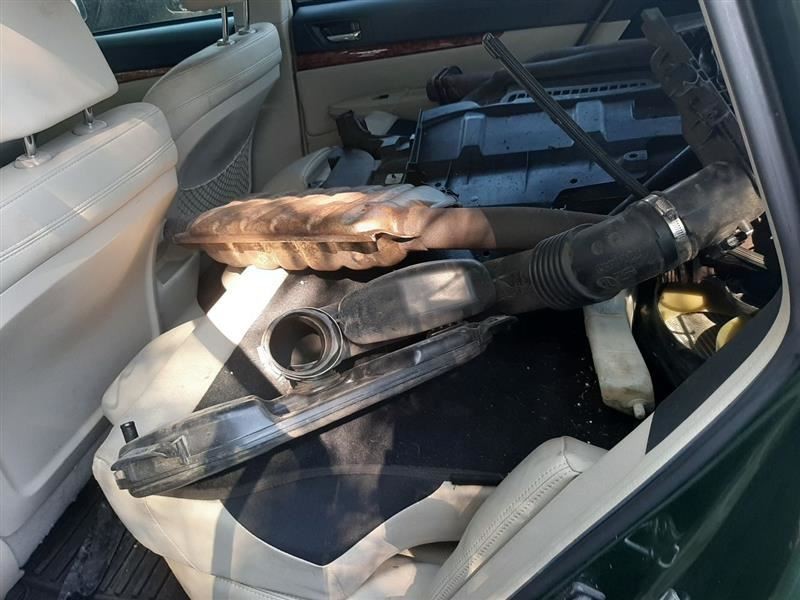 LEGACY 2010 High Mounted Stop Light 843704