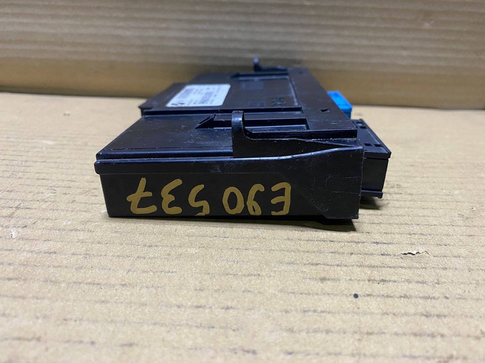 BMW Body Control Module 9146036 X5 E70 2007-2010 LOW