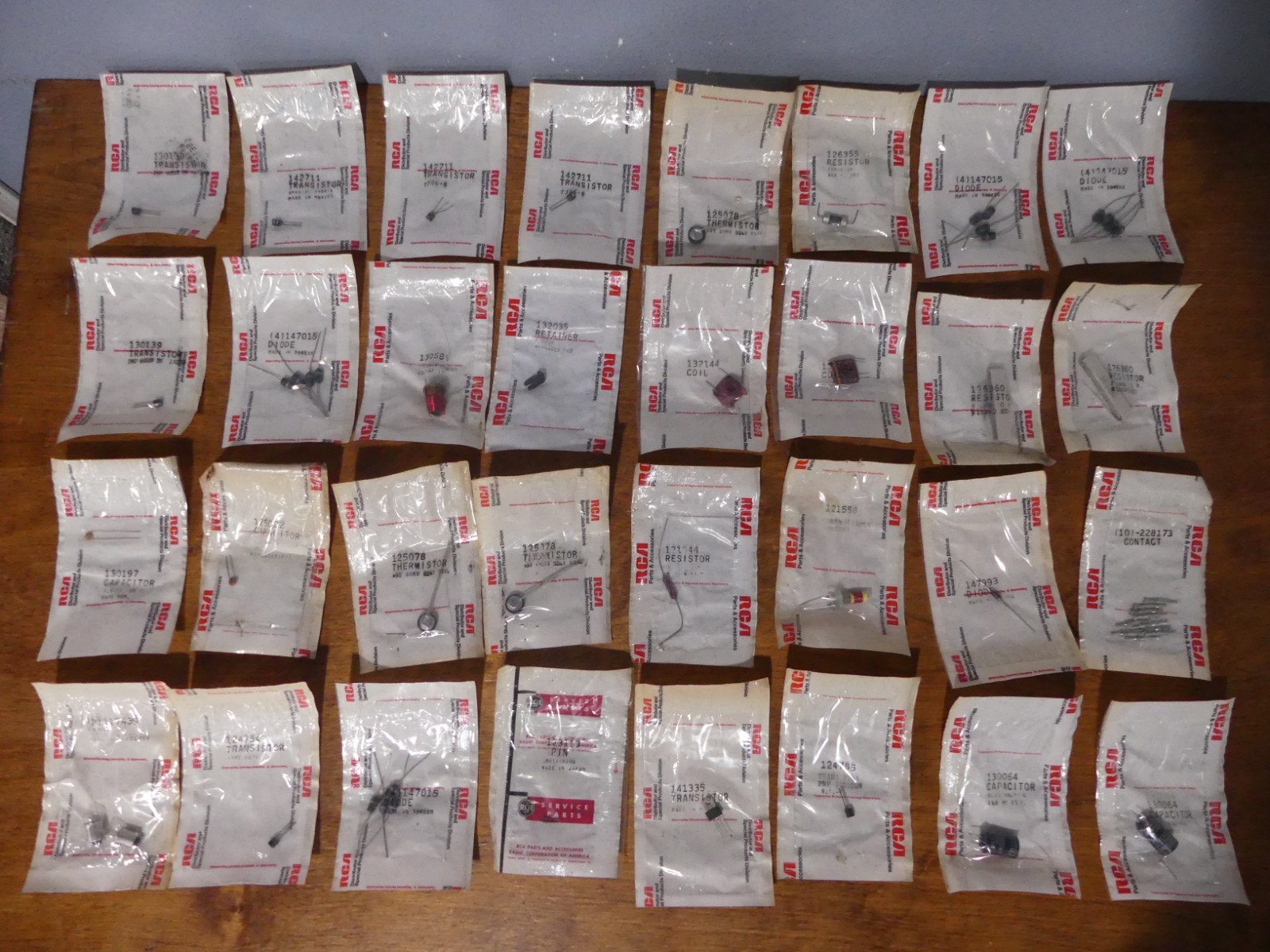 Huge RCA TV Stereo Radio Repair Capacitor Transistor Thermistor NOS Store Lot