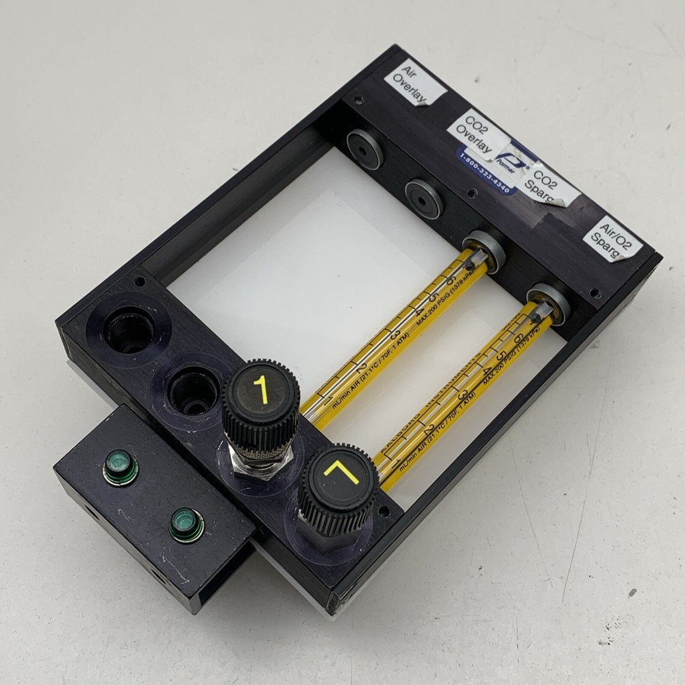 Cole Palmer PMR4-010001 Variable Area Panel Rotameter Flow Meter w/ Two Tubes