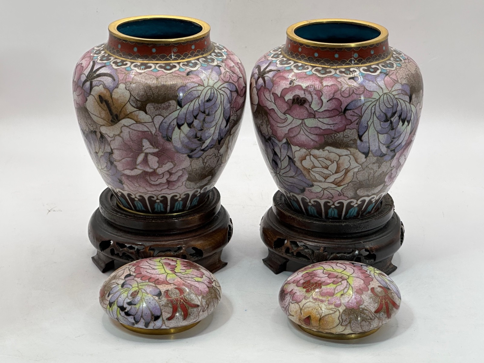 Vintage Pair of Chinese Cloisonné Enamel Ginger Jar Floral Motif 6.75" Wood Base