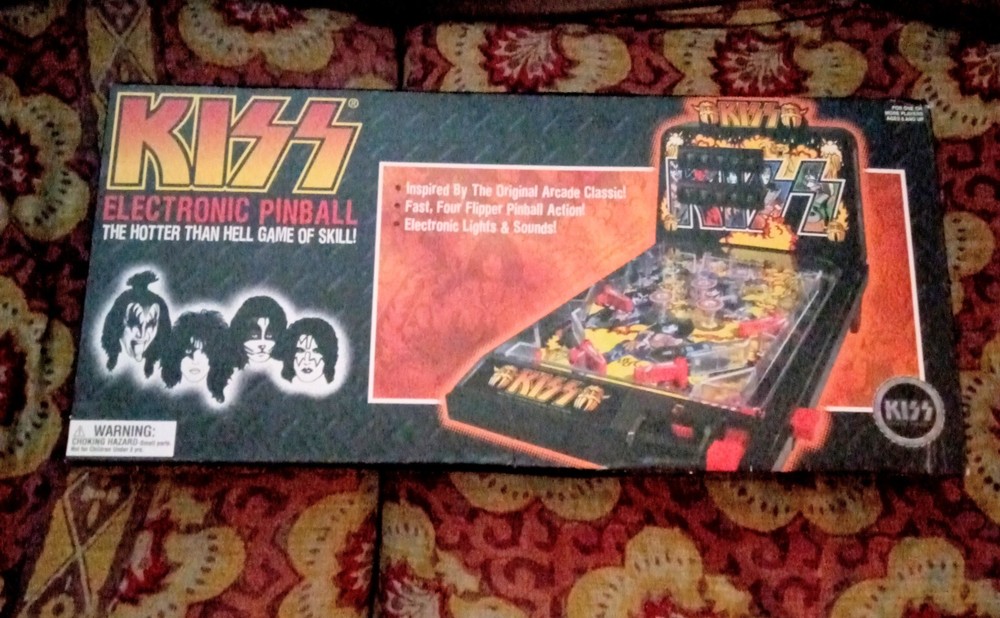 Kiss Pinball new sealed 2011 rare no longer available Kiss game not Aucoin