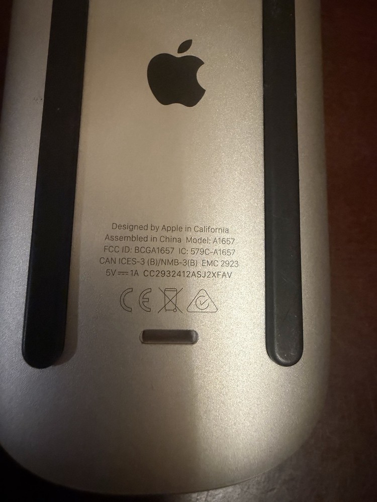 Apple Official Magic Mouse 2 (Bluetooth Rechargeable A1657)