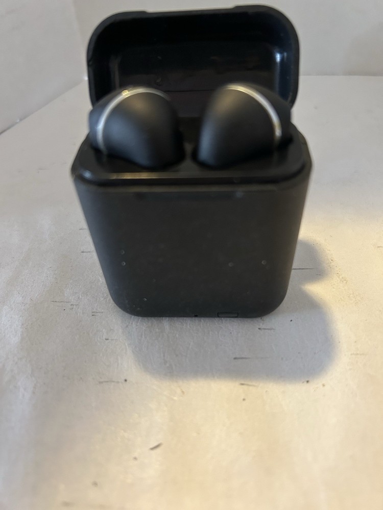 Bundle IPod Dock & Headphones Case Sentry BT964 True Wireless Bluetooth Earbuds