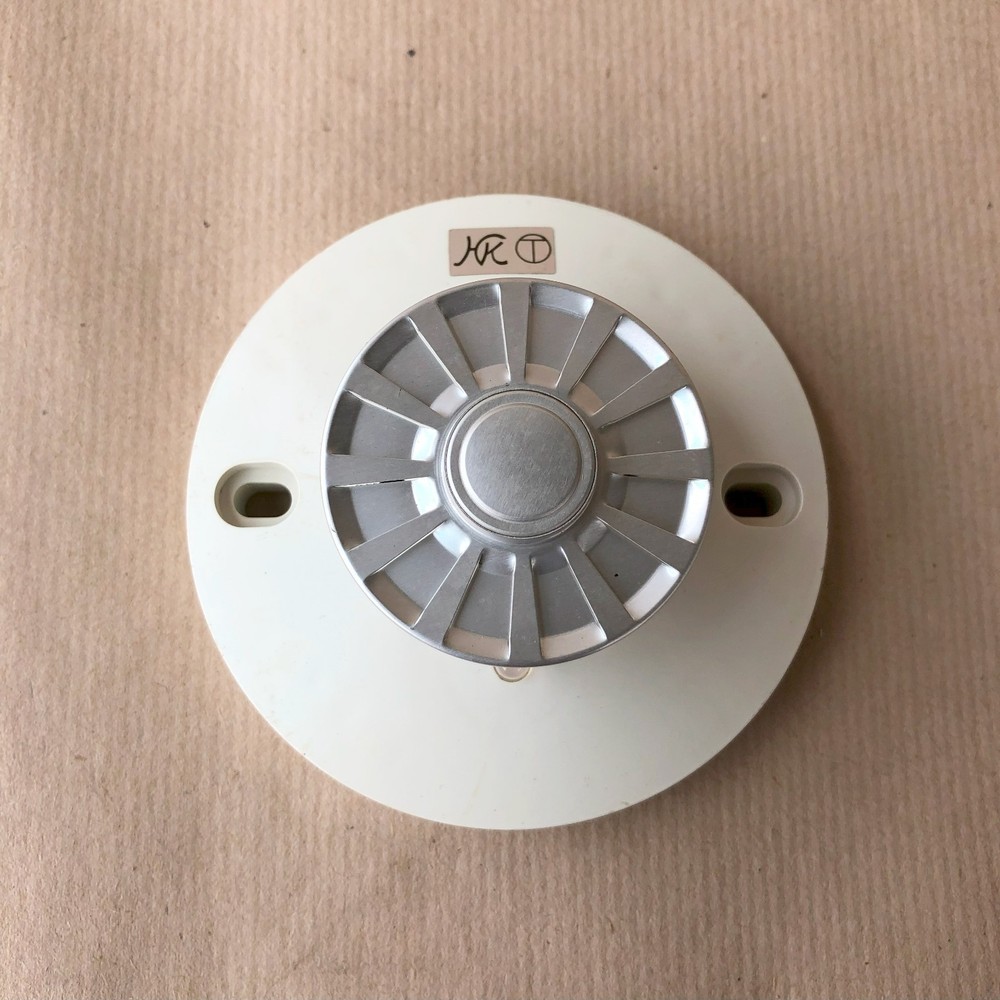 OKI FD-6111 FIXED TEMPERATURE HEAT DETECTOR FD6111