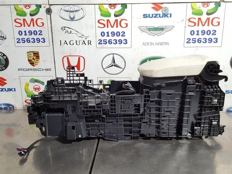 RANGE ROVER SPORT L494 CENTRE CONSOLE & ARM REST DPLA-045J40