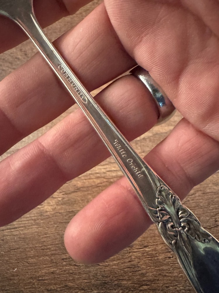 Community White Orchid Silverplated Dinner Fork