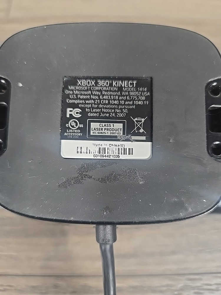 Microsoft Xbox 360 Kinect Sensor Bar W/ 5 Games Bundle Lot - TESTED See Discript