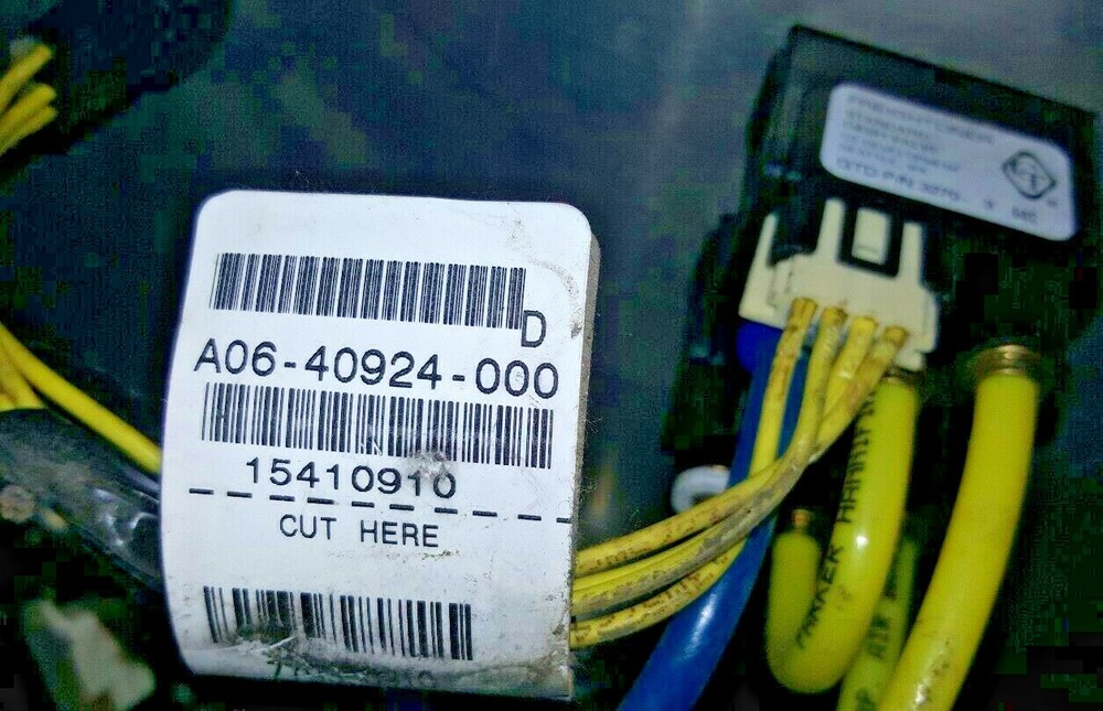 FREIGHTLINER DASHBOARD PANEL CLUSTER A06-40924-000 / X73661