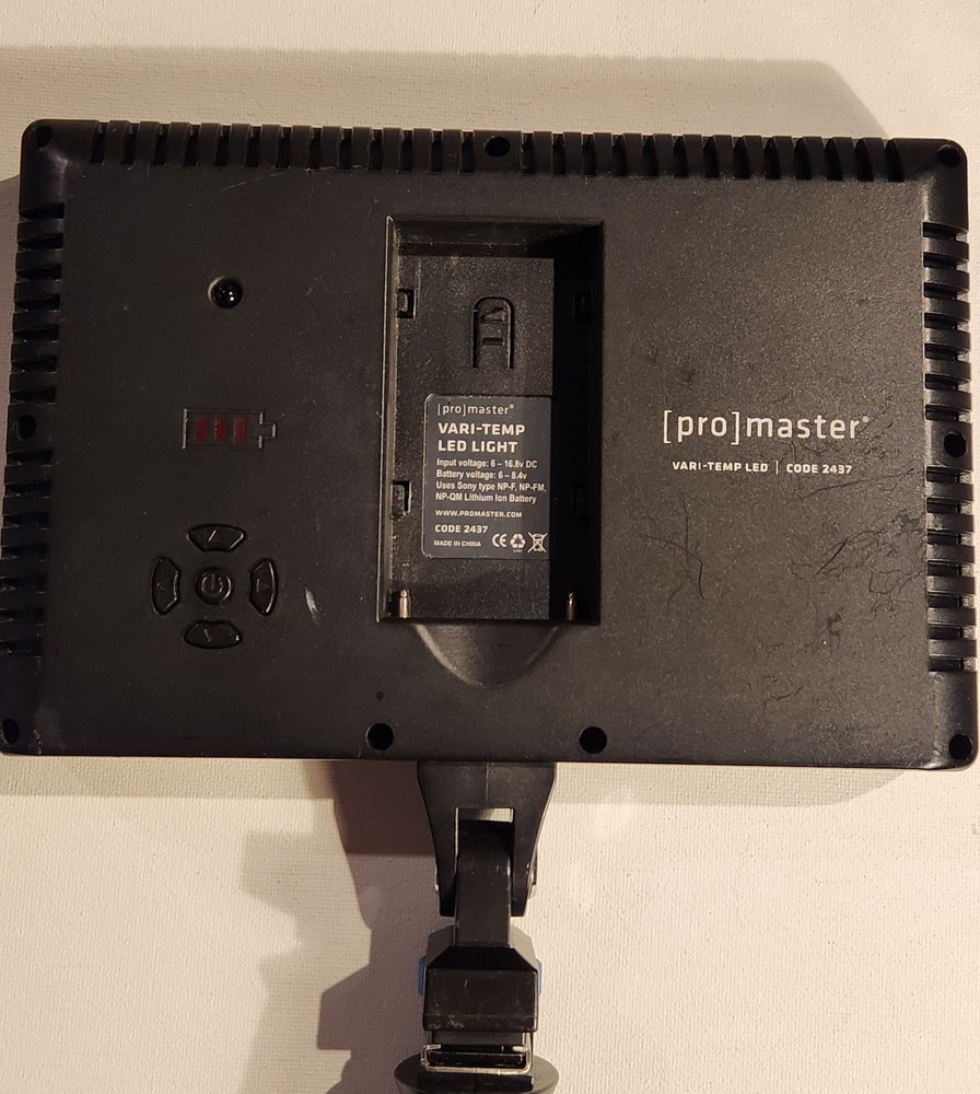 [Pro]Master Vari-Temp LED Light Panel for Camera / Camcorder model 2437