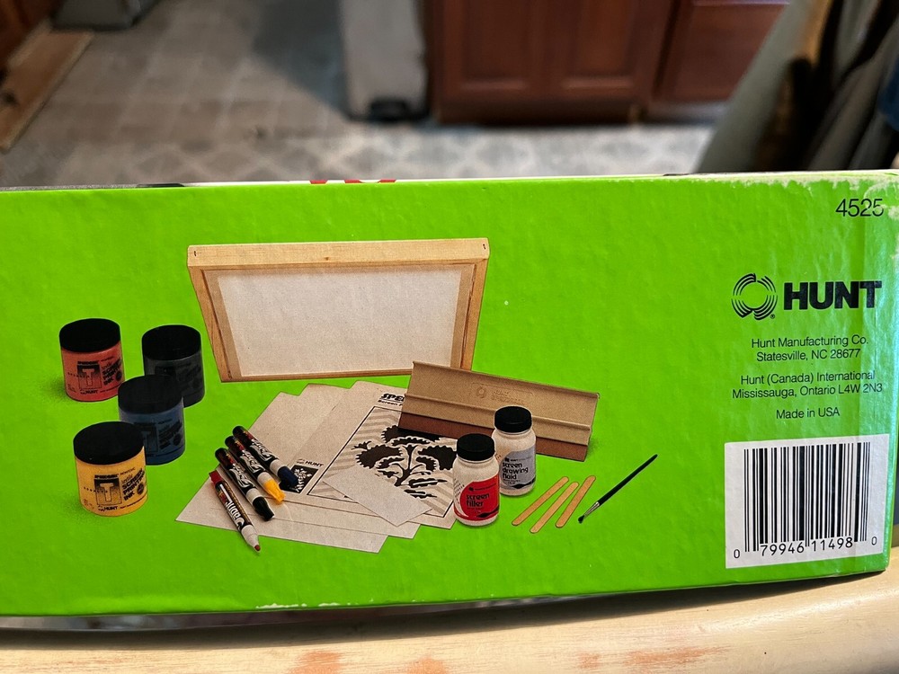 Speedball Fabric Screen Printing Kit with Screen Frame and More Open Box