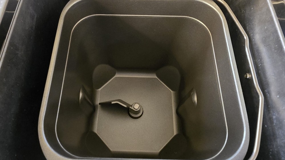 Magic Chef Bread Maker, model: ES1850