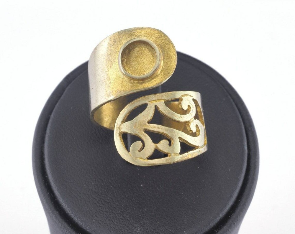 Ring Adjustable Ring Bezel - Raw brass (18mm 7.5US inner size - Adjustable 2839