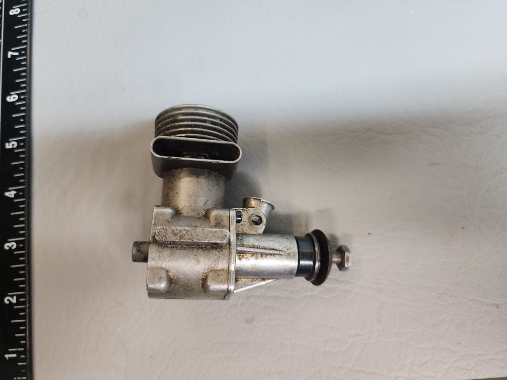 McCoy 29 Rear Intake Glow Model Stunt Engine ÷
